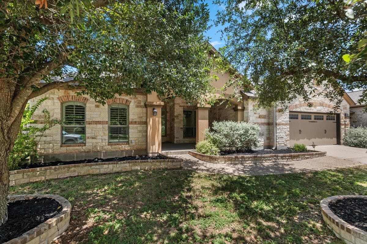 3061  Portulaca Dr