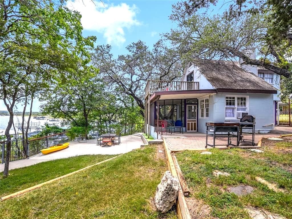 16809  Hurst Creek Cir