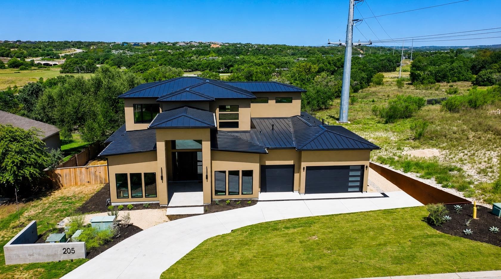 205  Waters View Ct