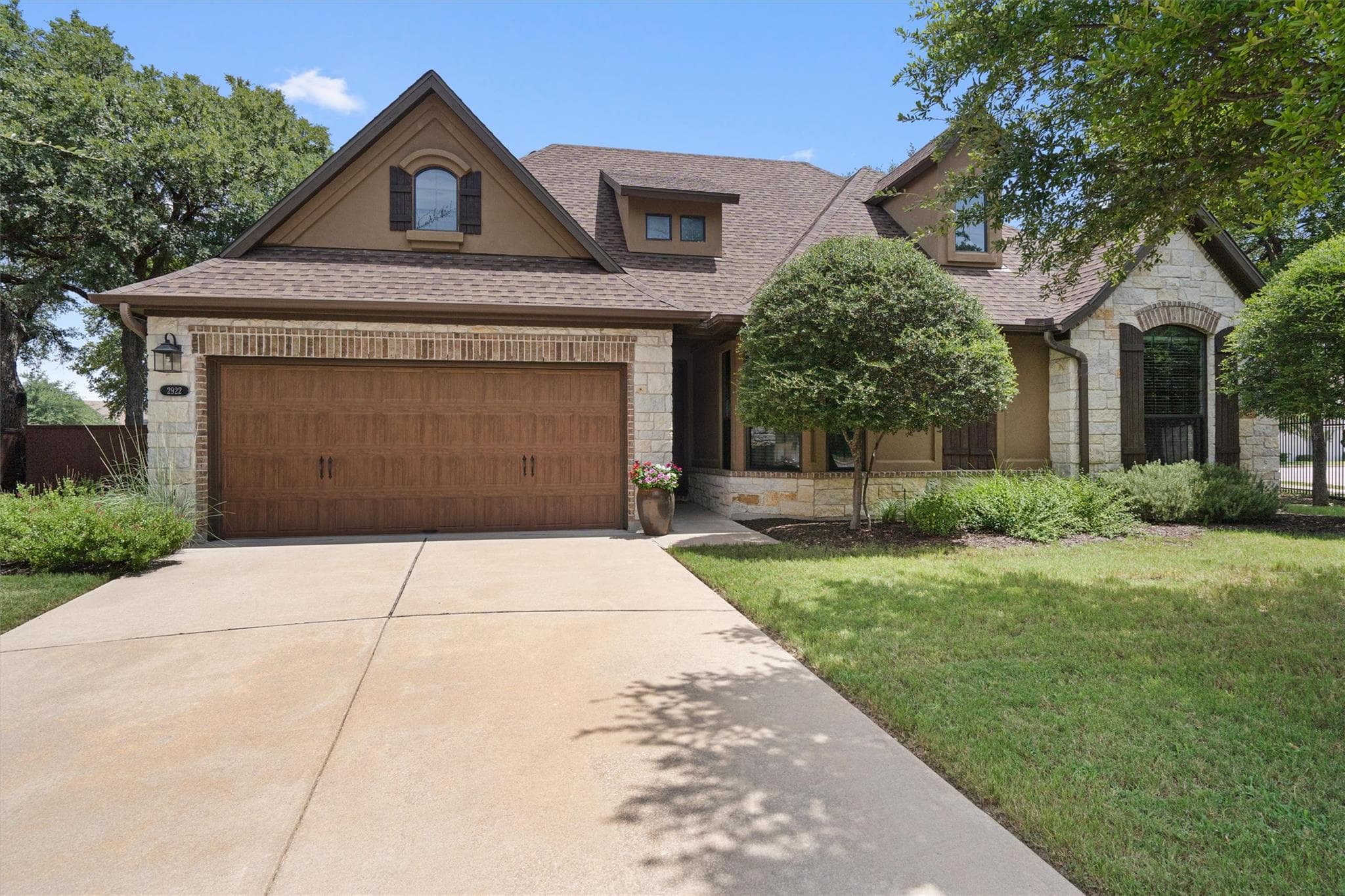 2922  Bellamy Cir