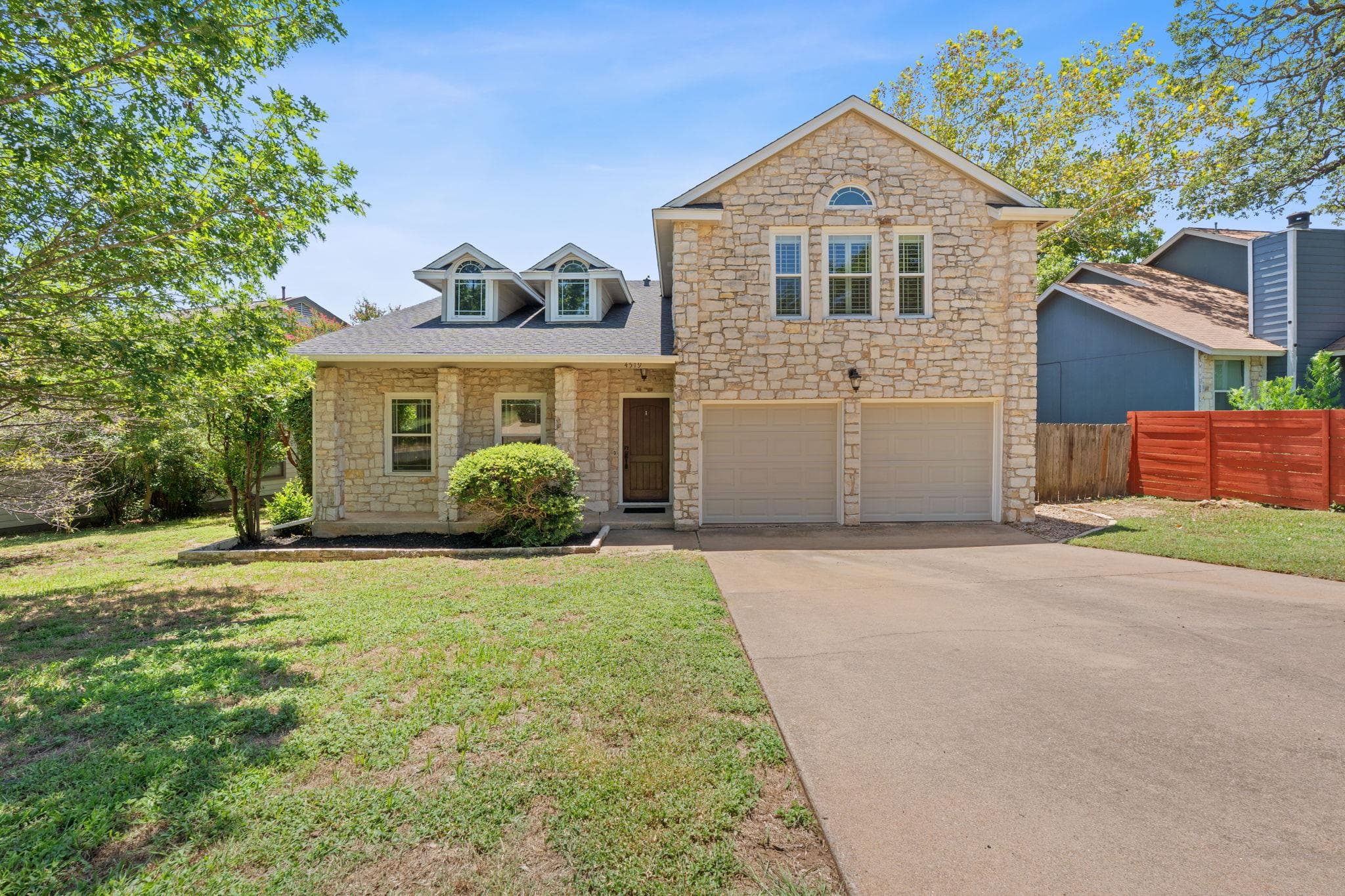 4519  Sidereal Dr