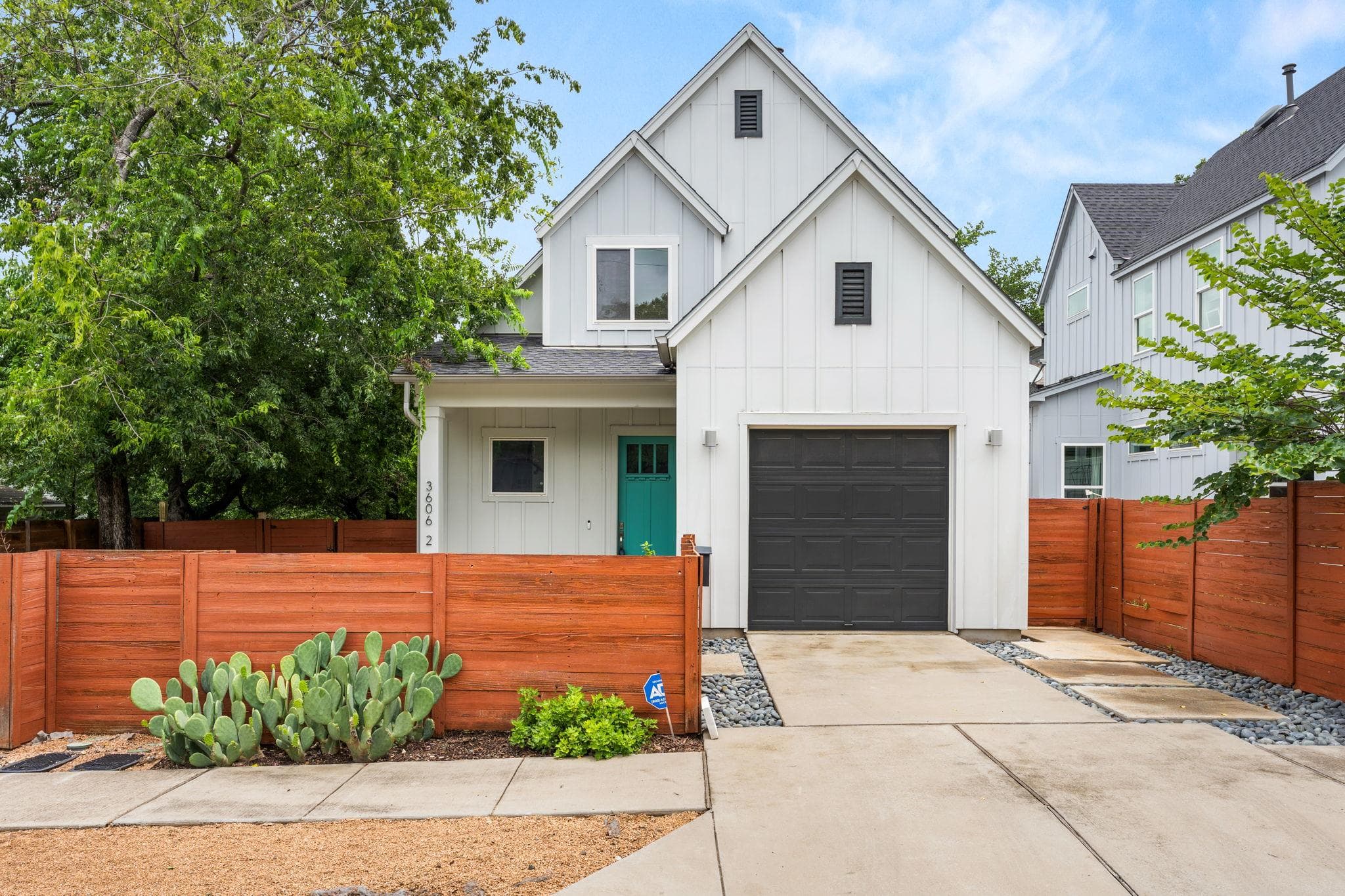 3606  Villa Ct  #2