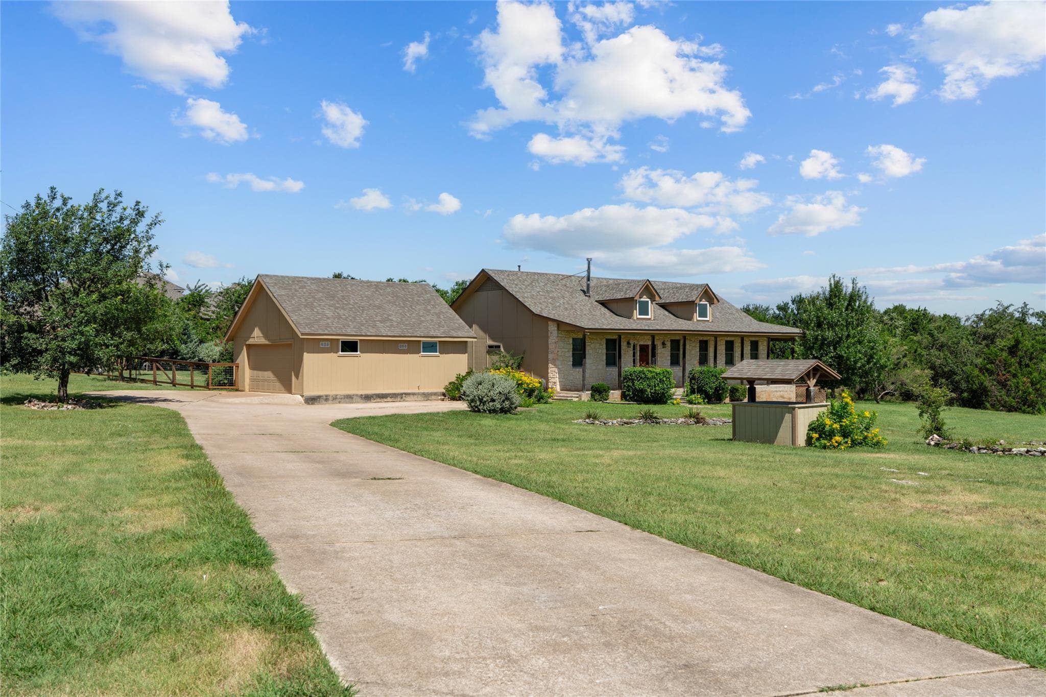 221  Chaparral Rd