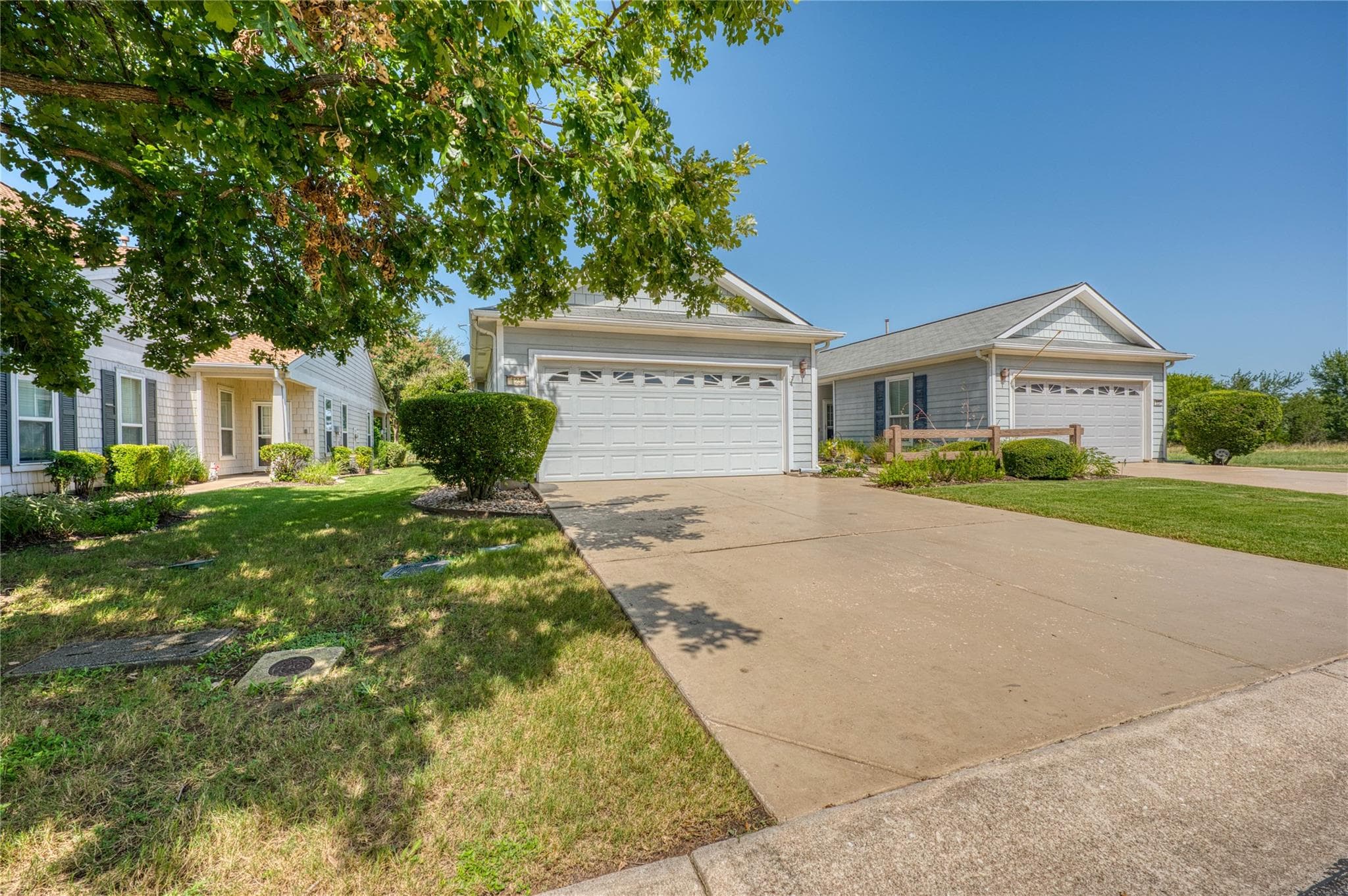 125  Dickens Cir