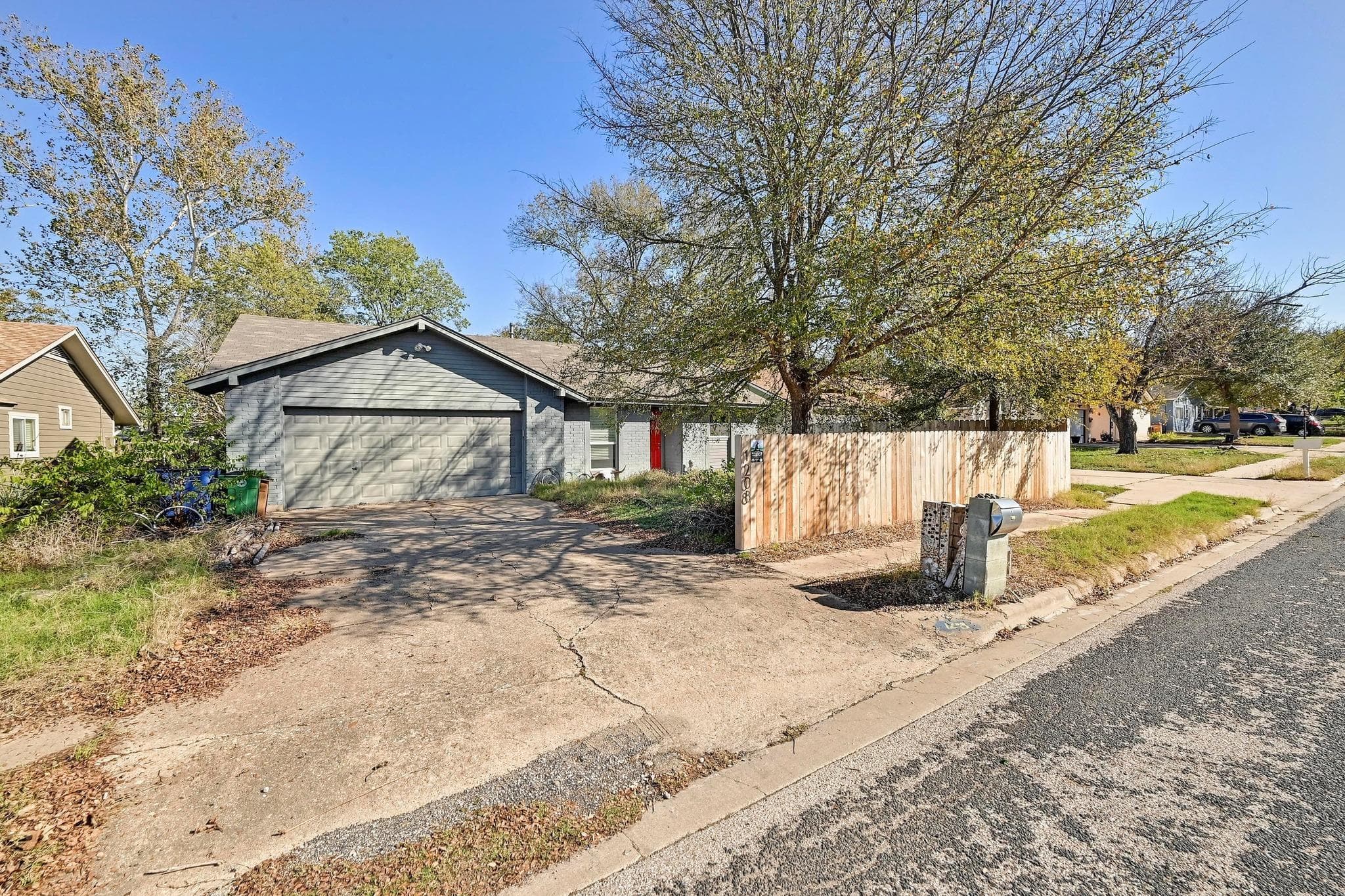 1208 Milford Way