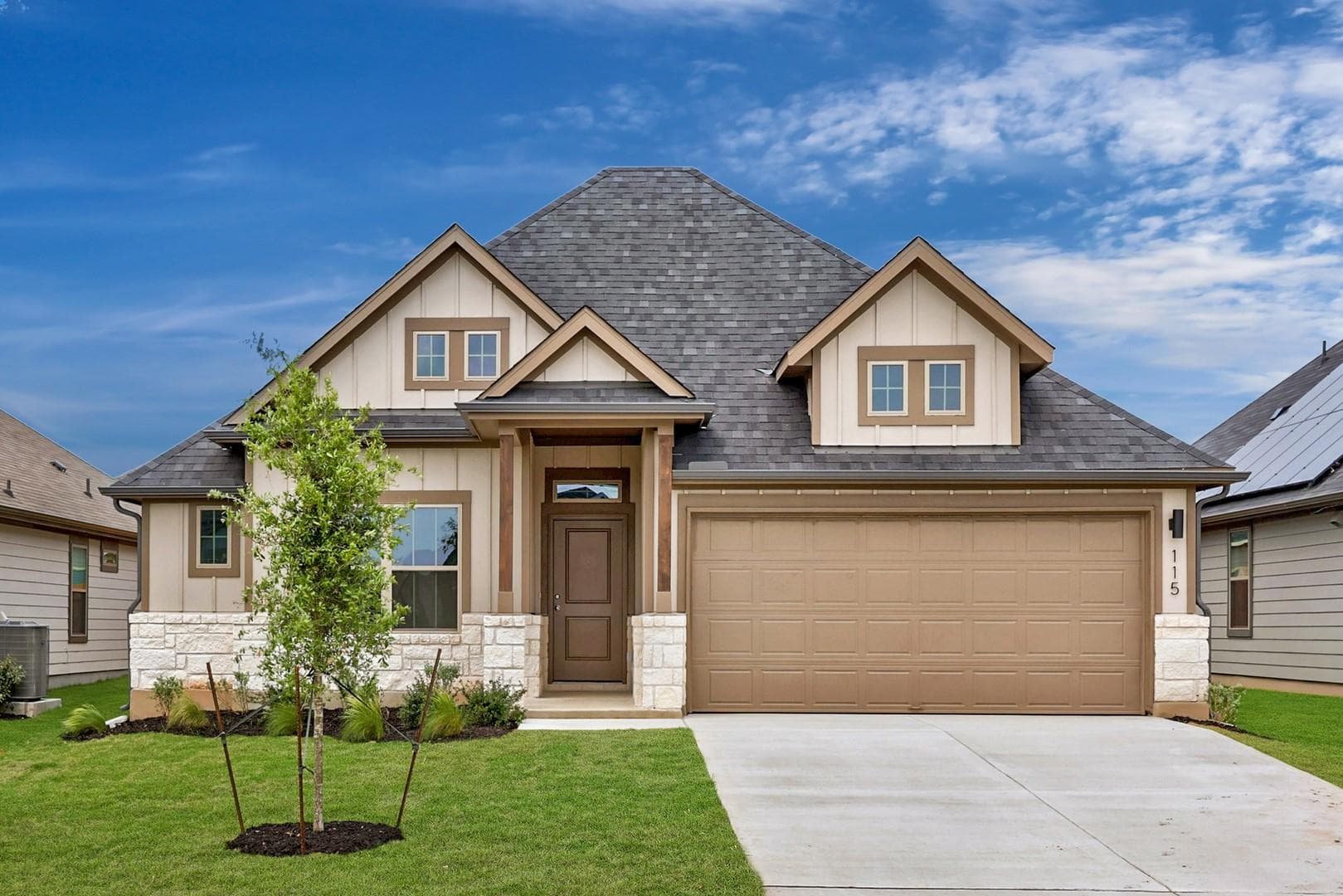 115 Mandeville Dr