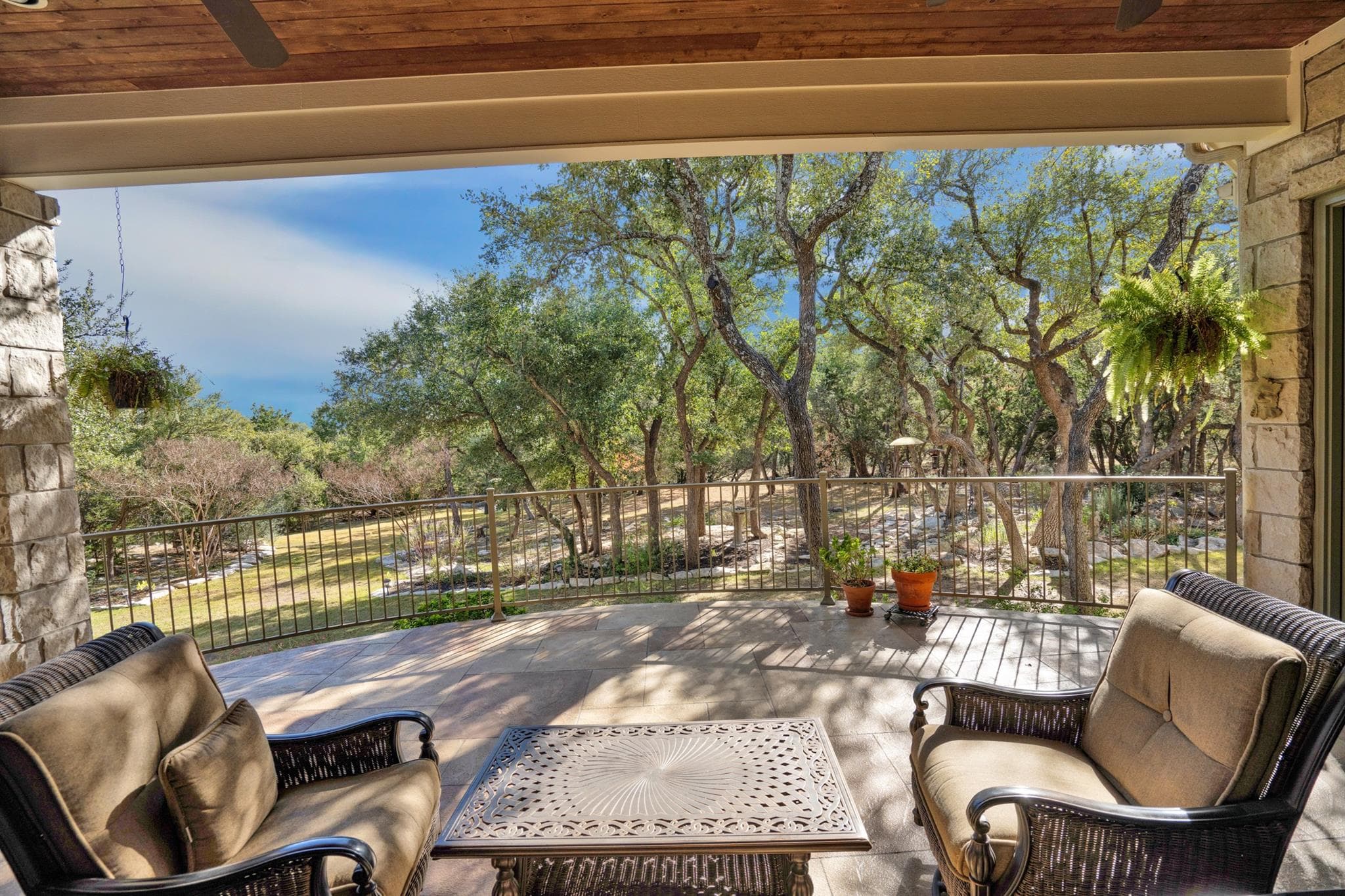 300 Escalera Pkwy