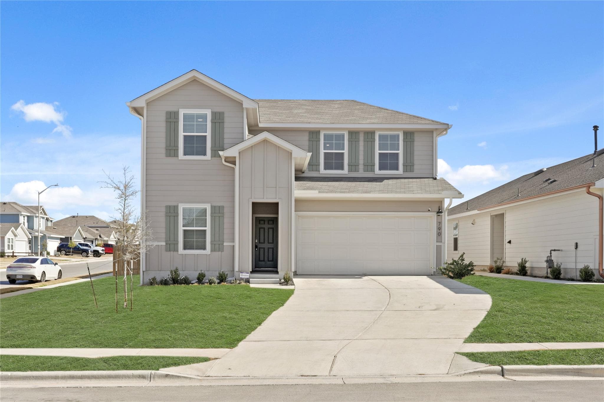 790 Arnold Loop