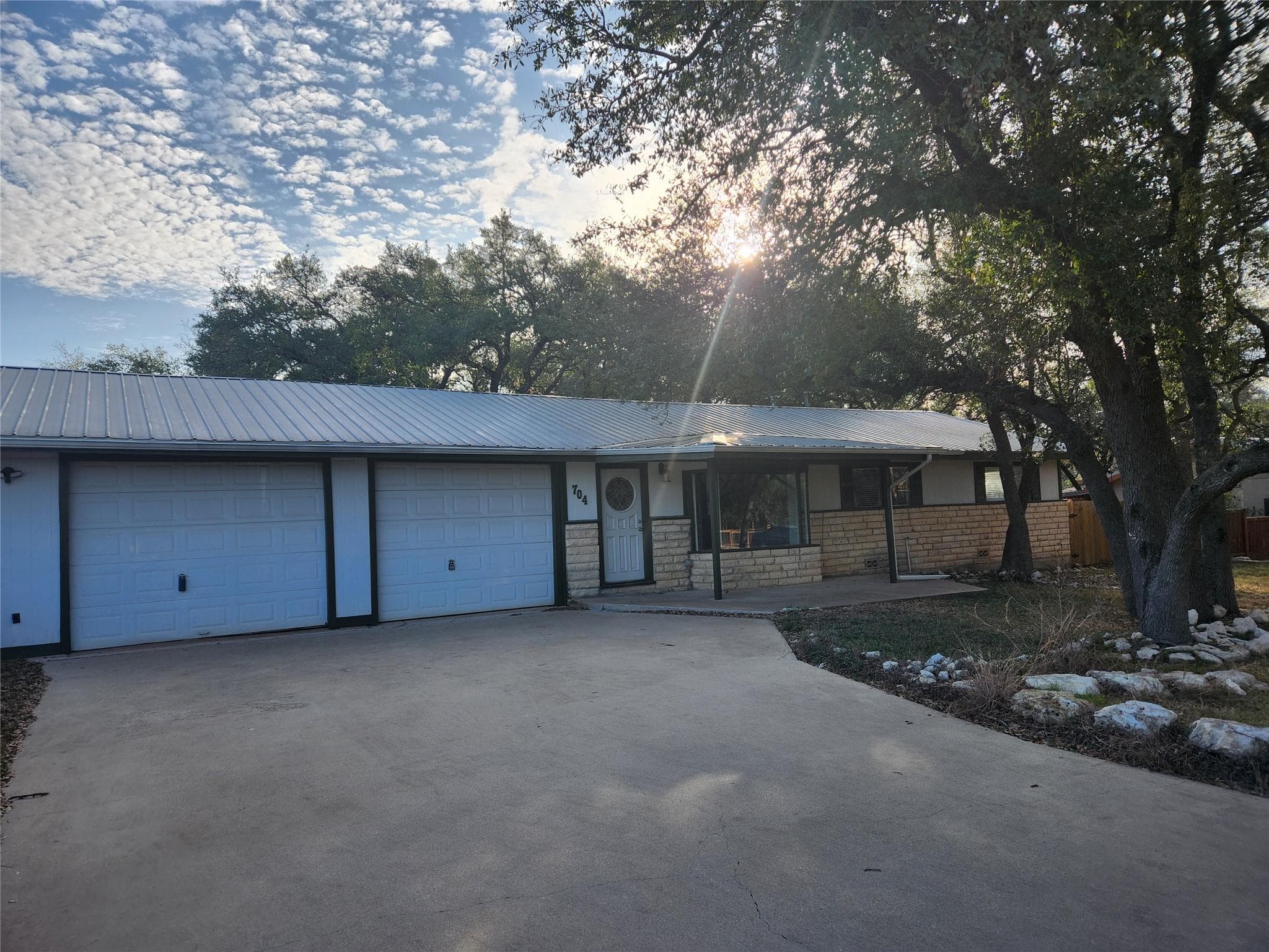 704 Marquis Ln