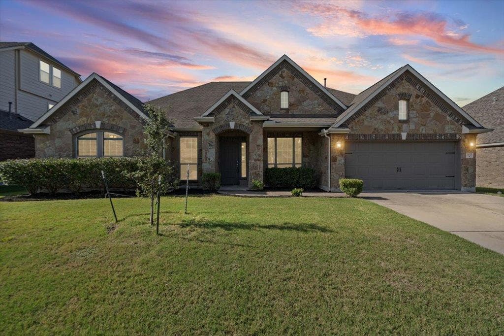 3217 Falconers Way