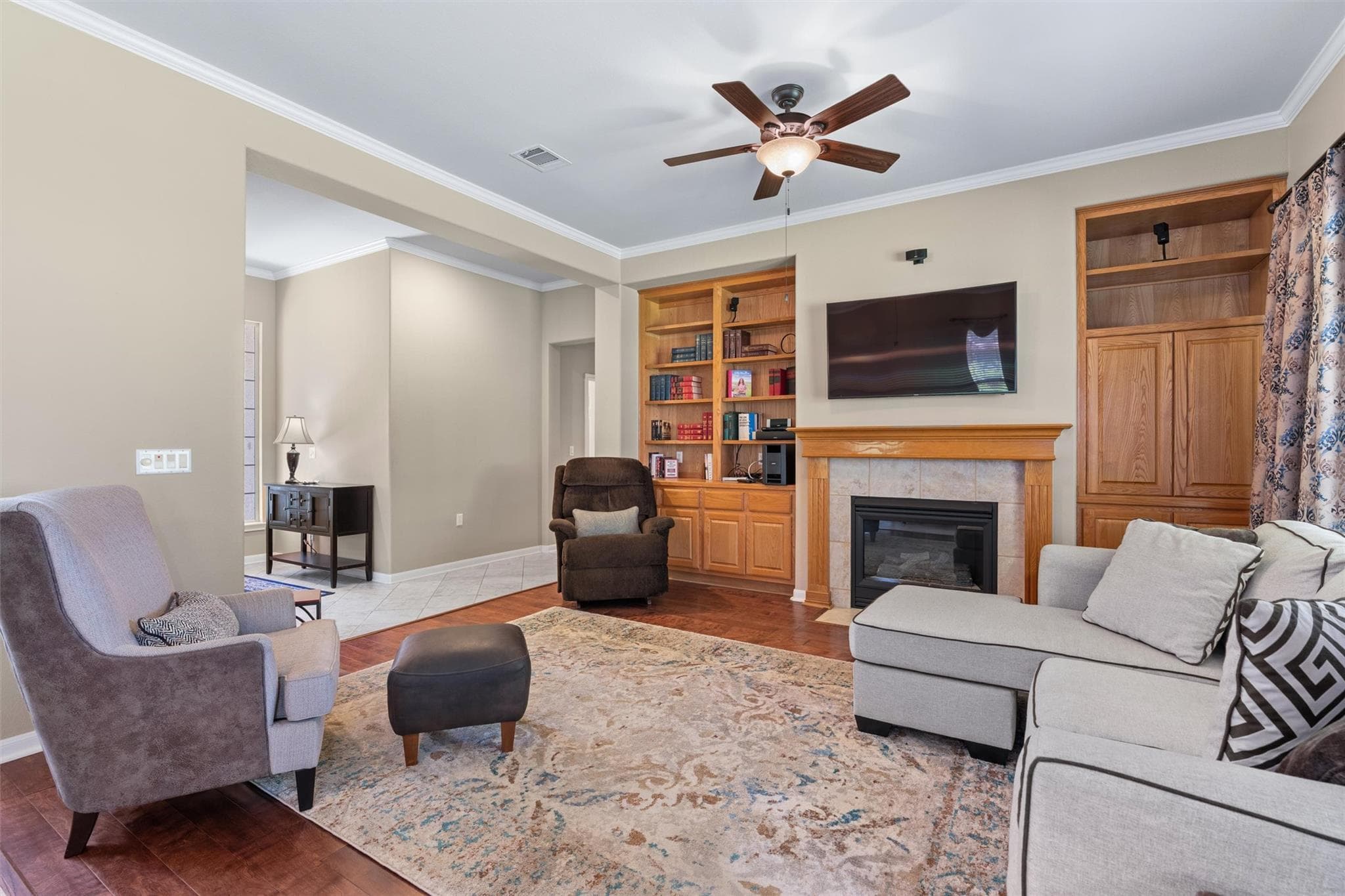 110 Persimmon Ln