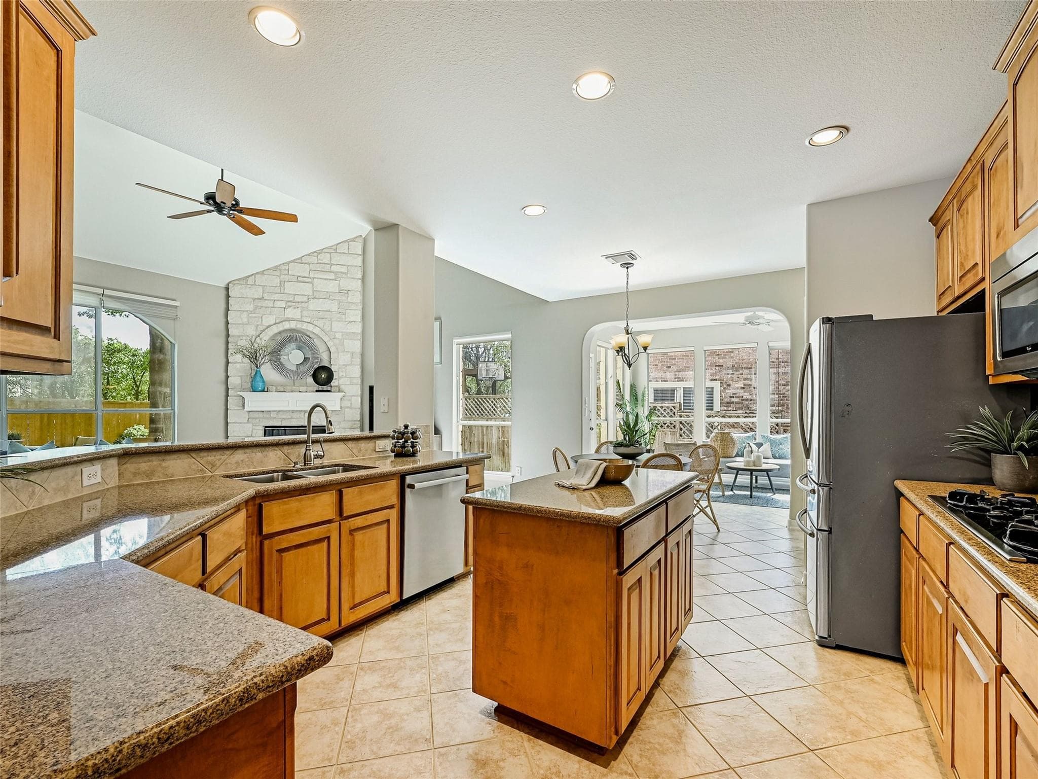 10106 Dianella Ln