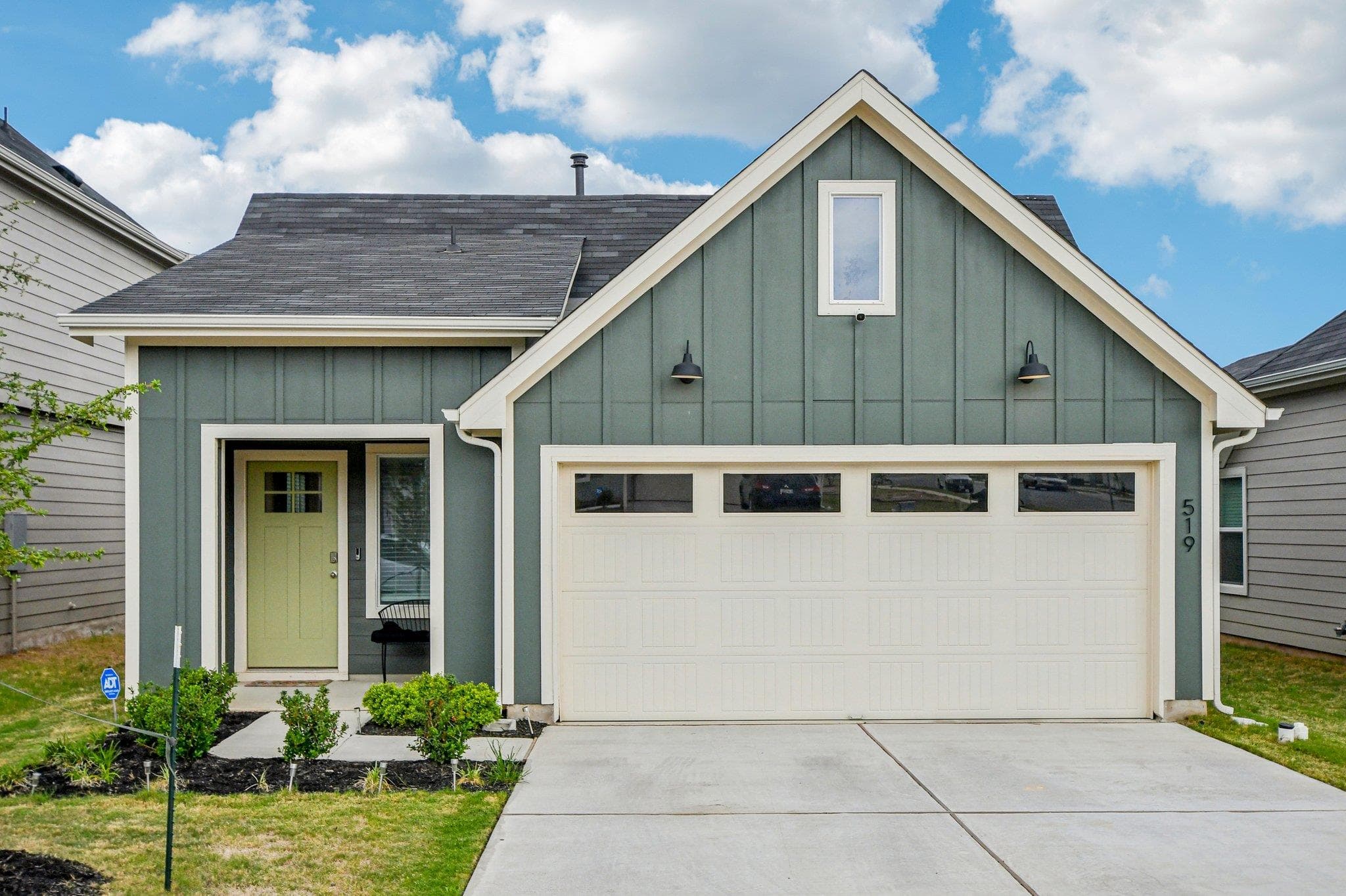 519 Sandringham Loop