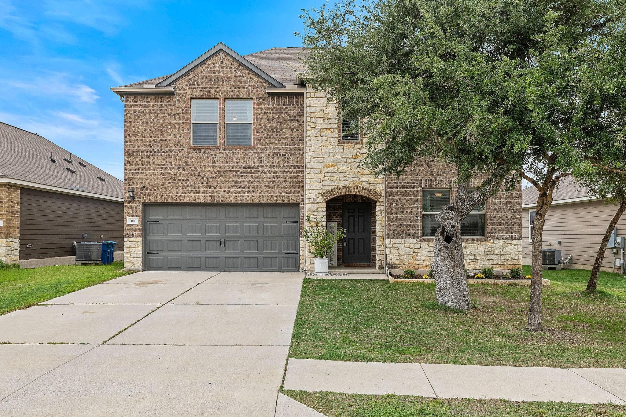 181 Flexus Ln