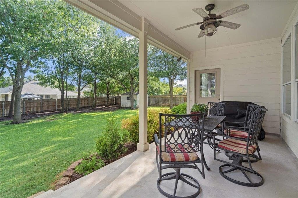 2809 Moving Water Ln