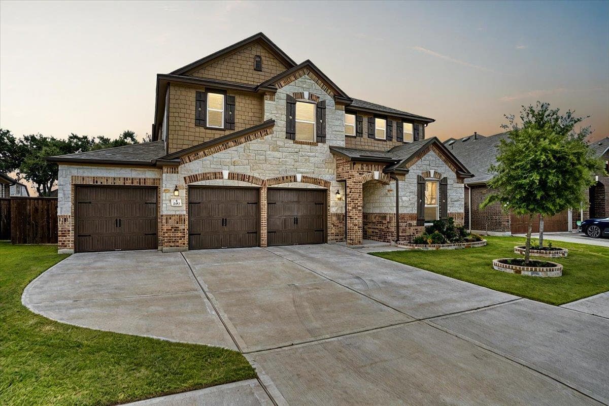 1116 Sampley Ln
