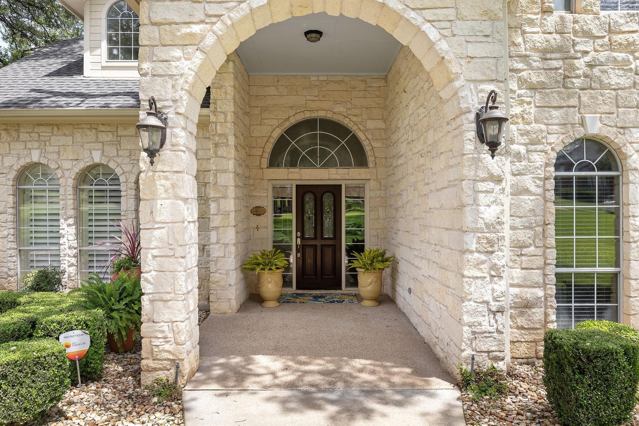 2929 Cedar Crest Cir