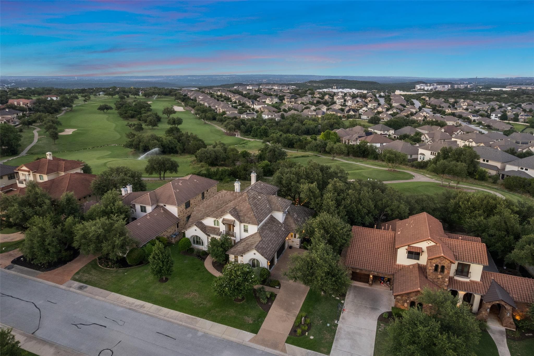 4113 Sugarloaf Dr