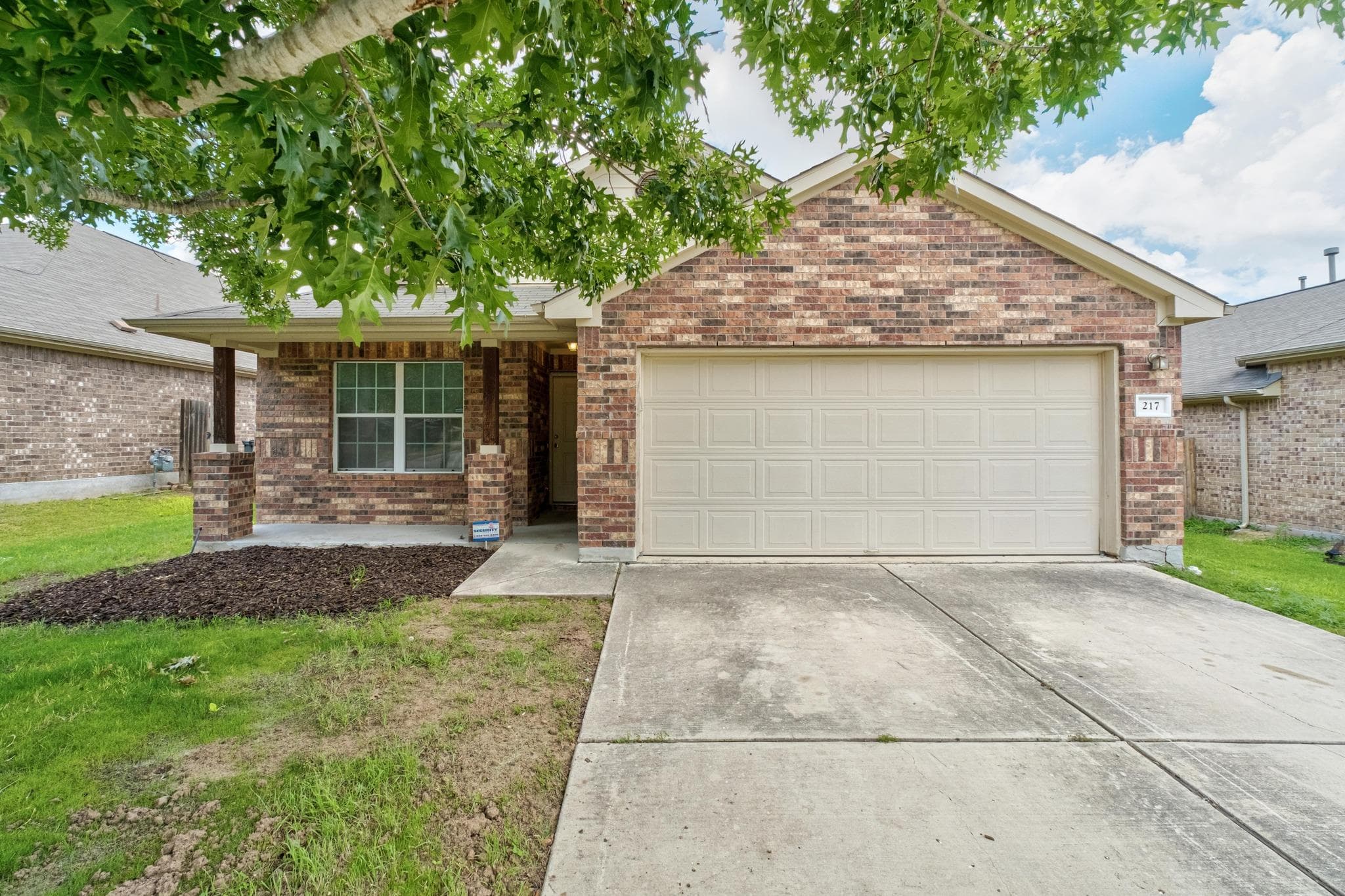 217 Strawberry Blonde Dr