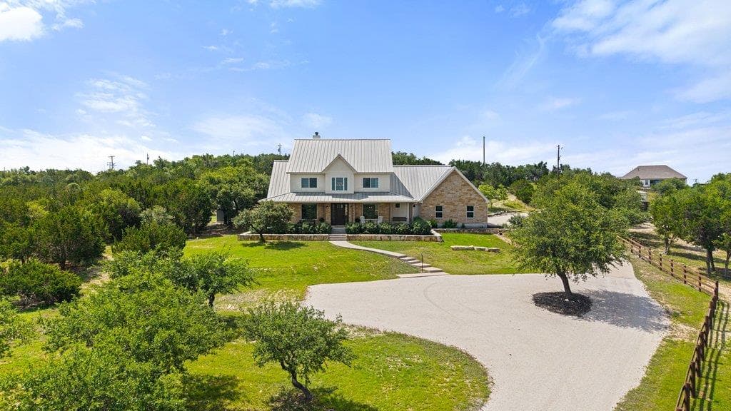 1051 Trailhead Cir