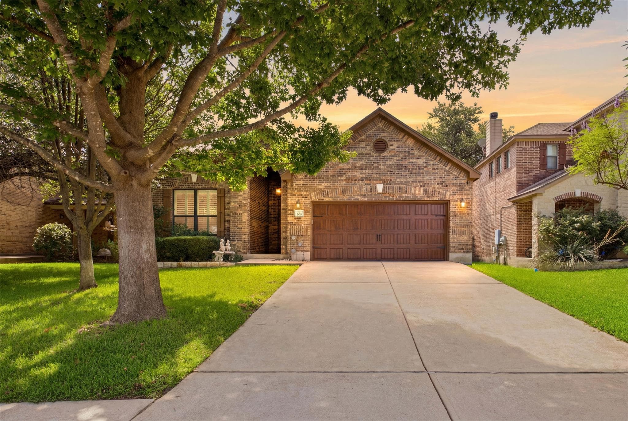 508 Trail Dust Dr