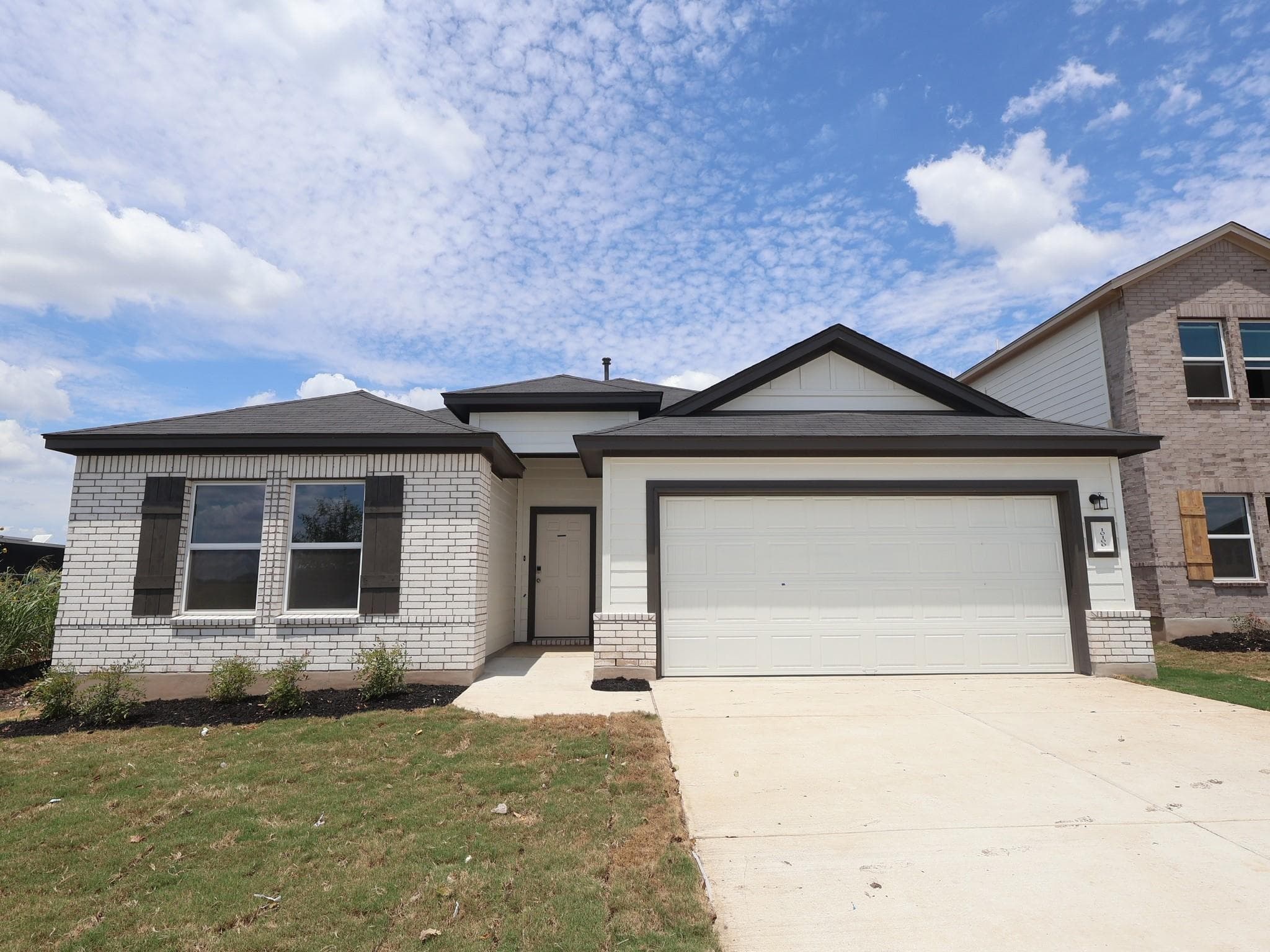 10100 Majestic Hawk Way