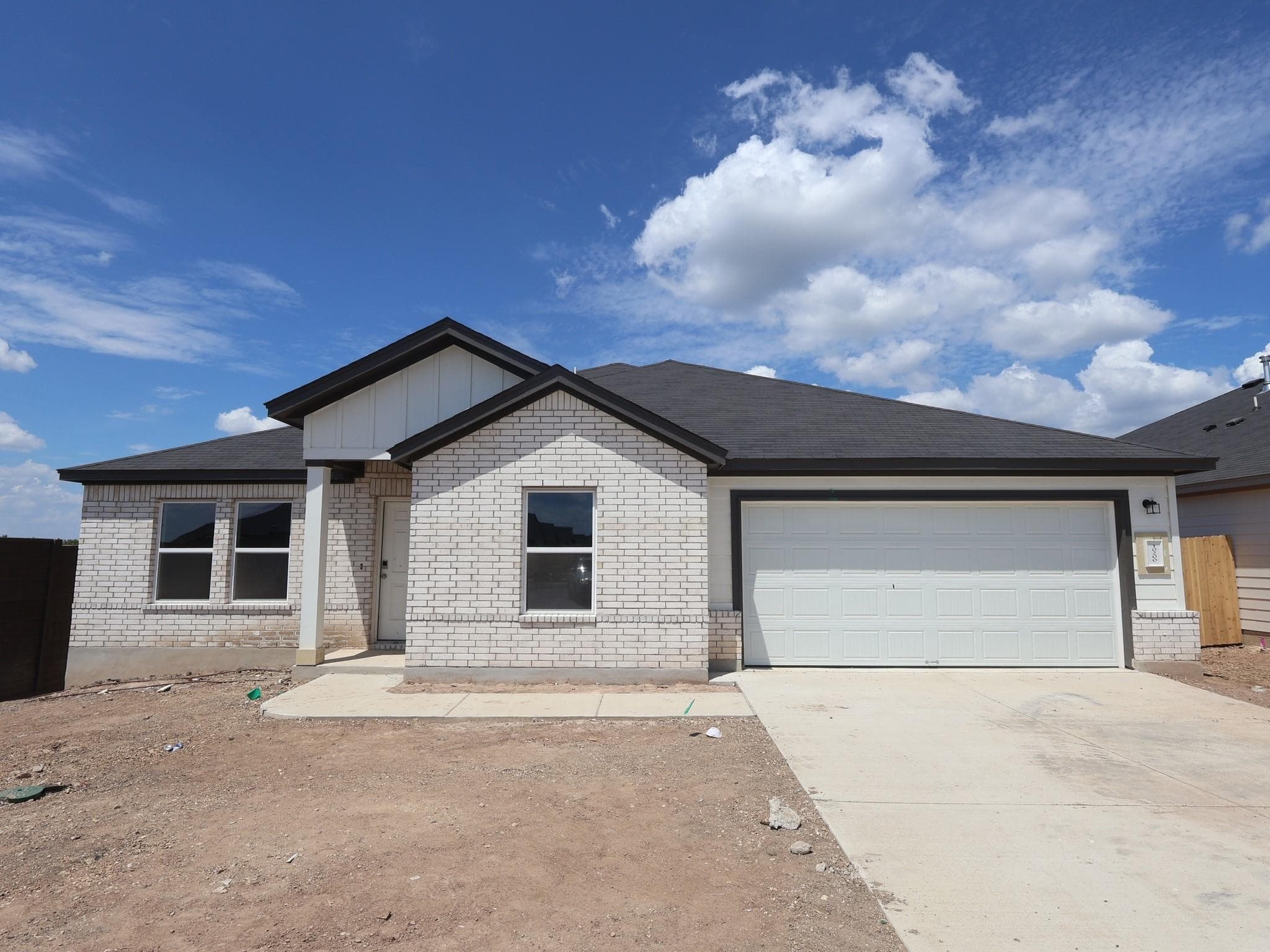 10200 Pink Billed Cuckoo Dr