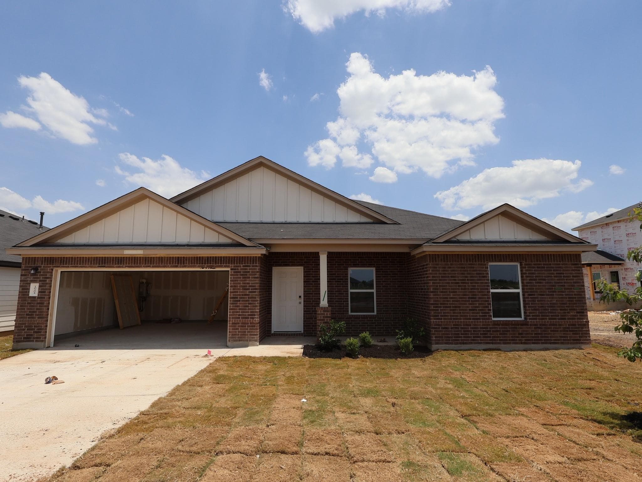 10204 Pink Billed Cuckoo Dr