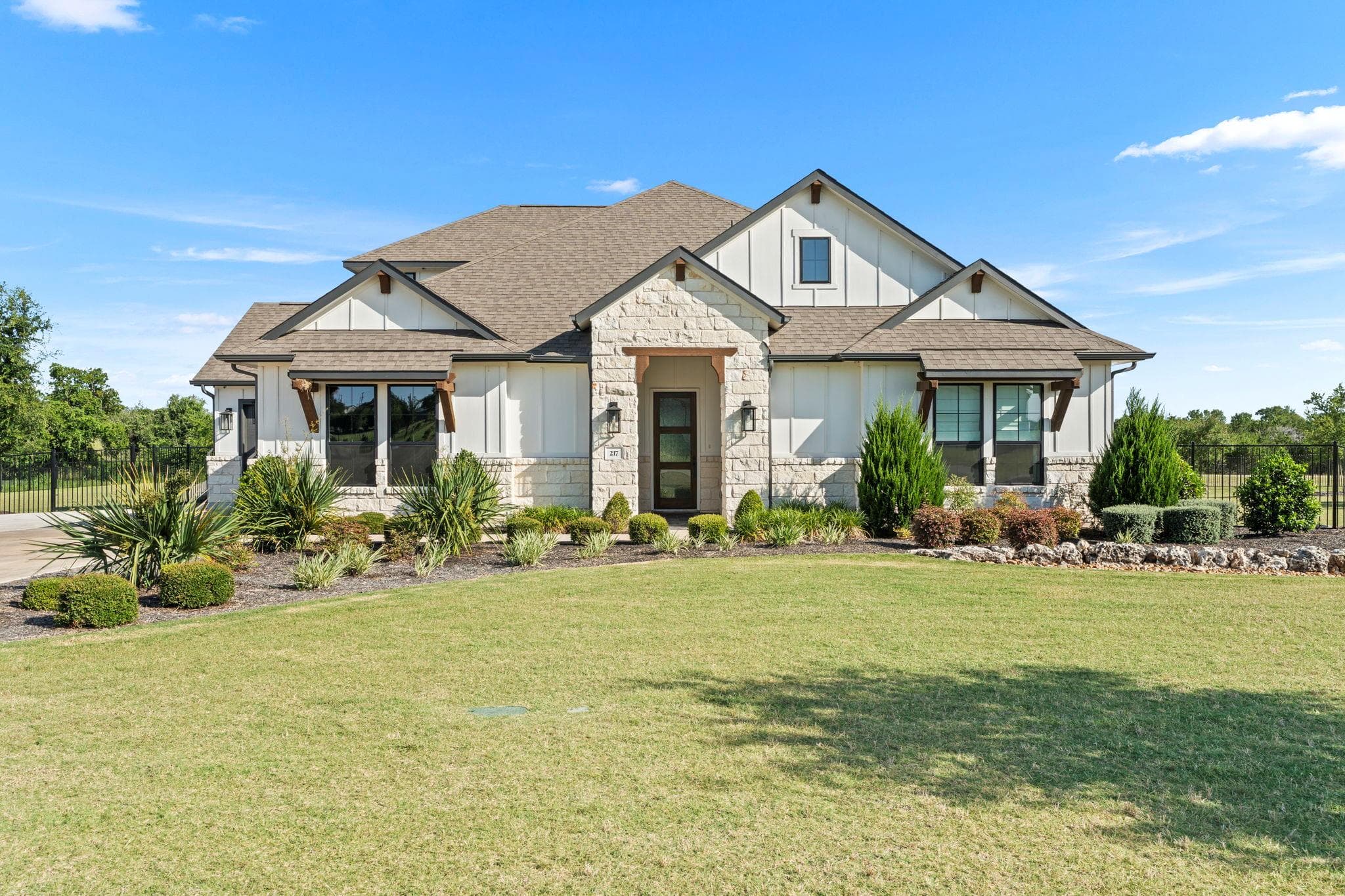217 Northcrest Dr