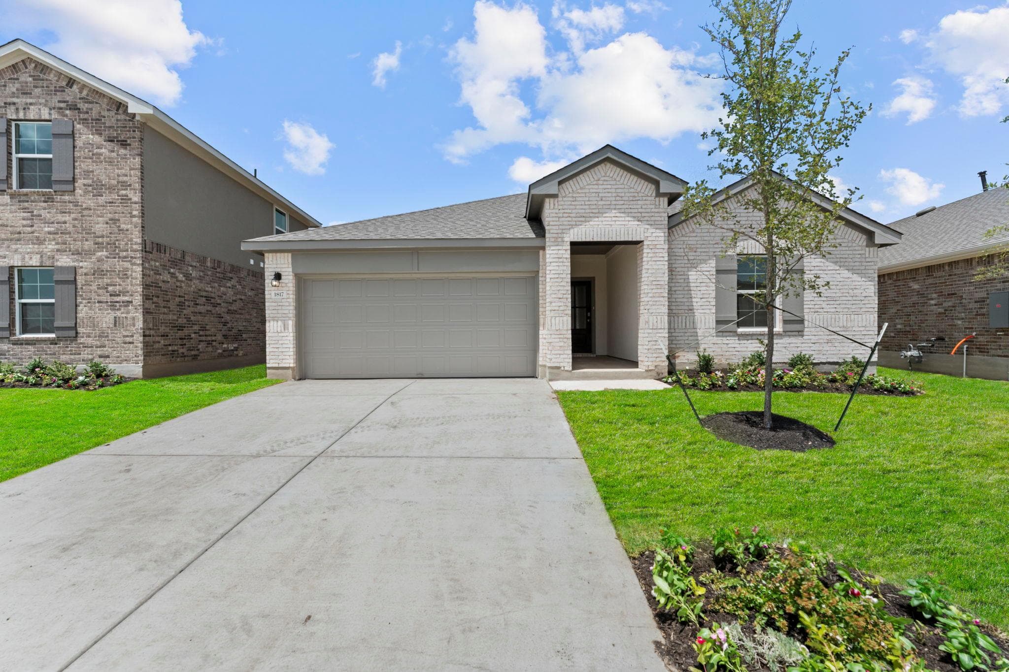 1817 Dandy Brush Dr